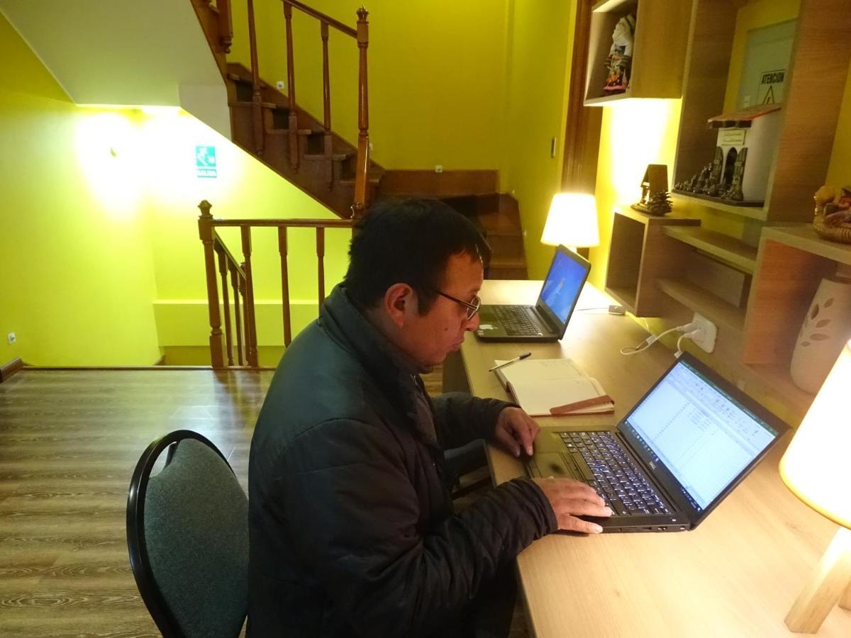 Hotel Don Bartolo Espinar Luaran gambar