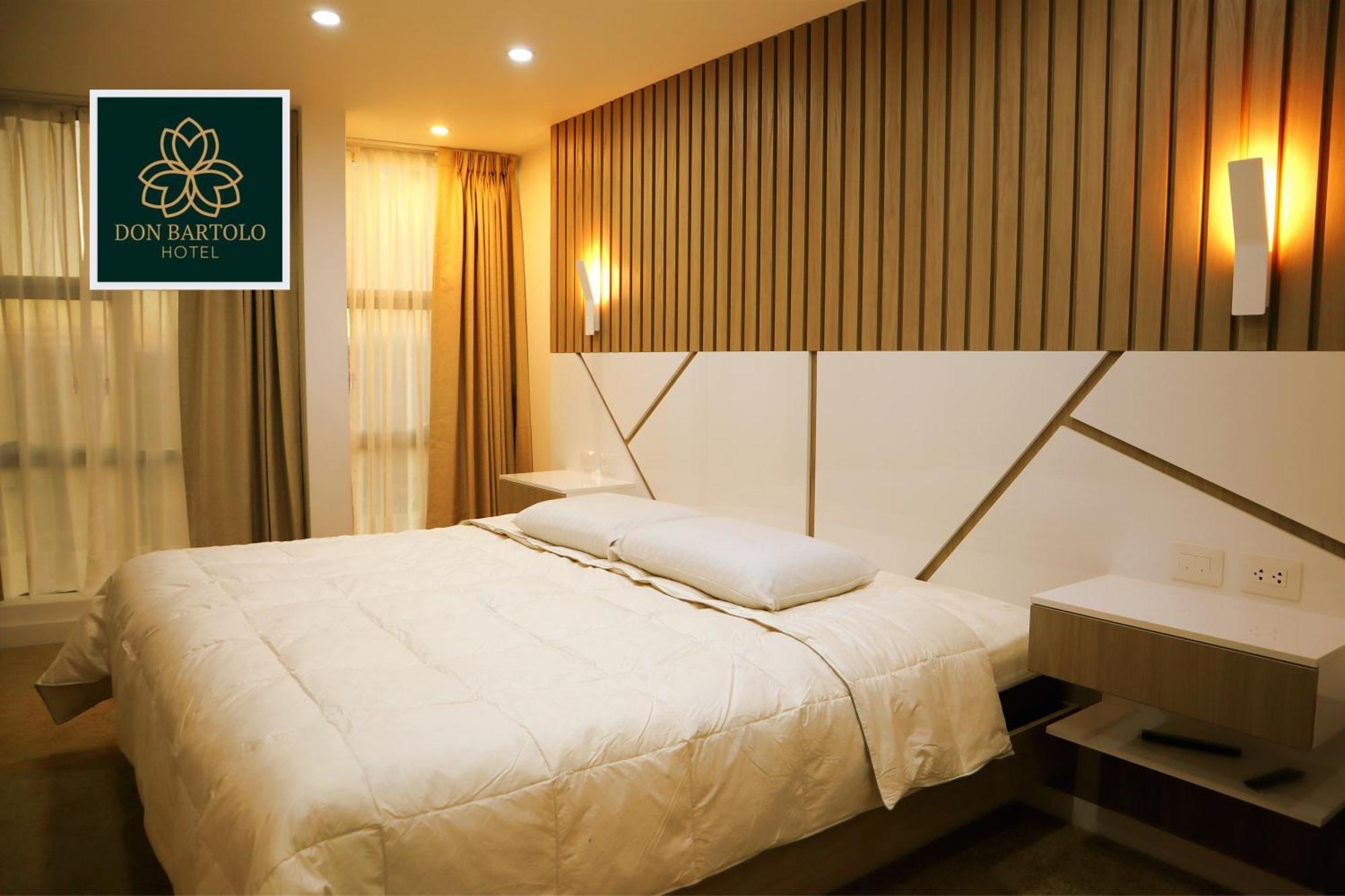 Hotel Don Bartolo Espinar Luaran gambar
